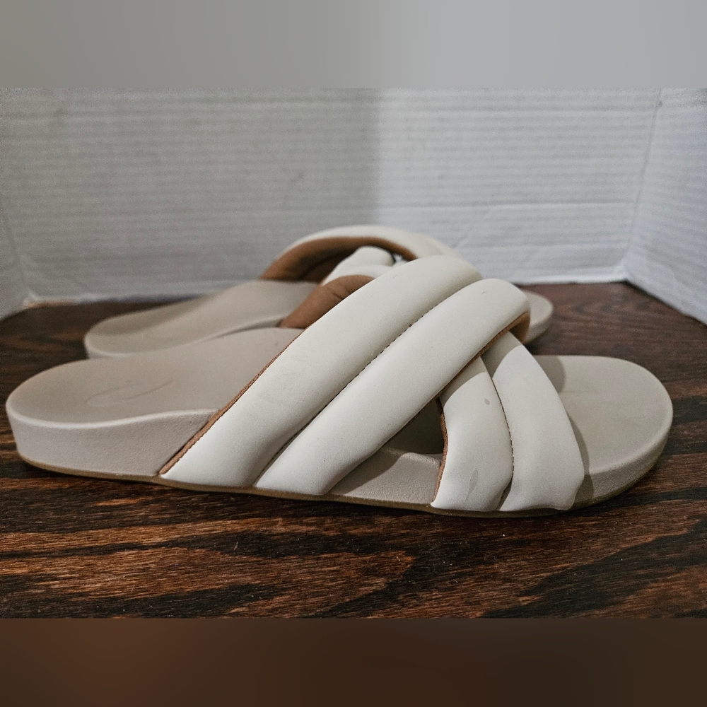 Olukai Slides Womens Size 8. Worn Once Outside. (Bin21) - Picture 3 of 9